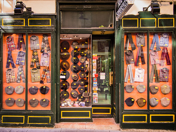 León