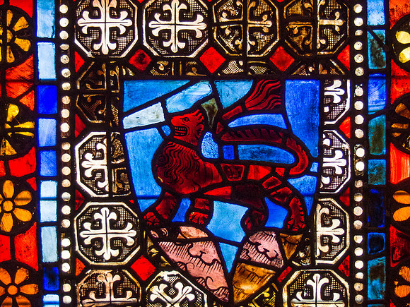 León