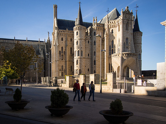 Day 22: San Martín del Camino to Astorga (Astorga)