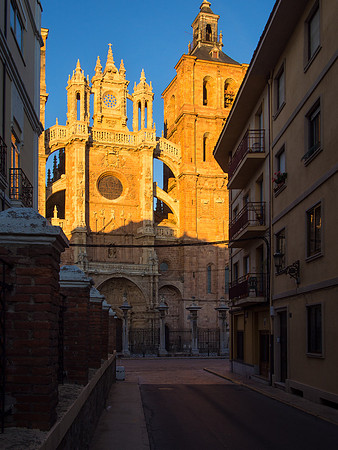 Day 22: San Martín del Camino to Astorga (Astorga)
