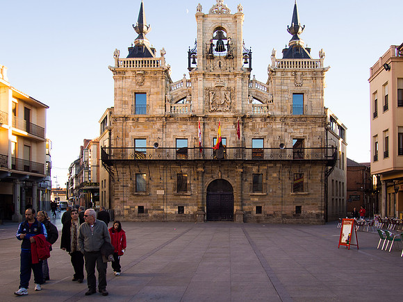 Day 22: San Martín del Camino to Astorga (Astorga)